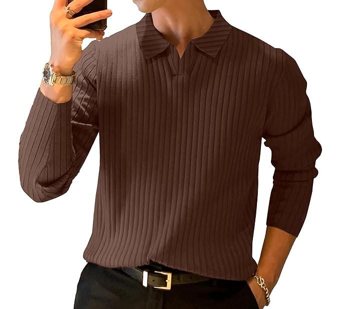 Spread collar neck t-shirt 